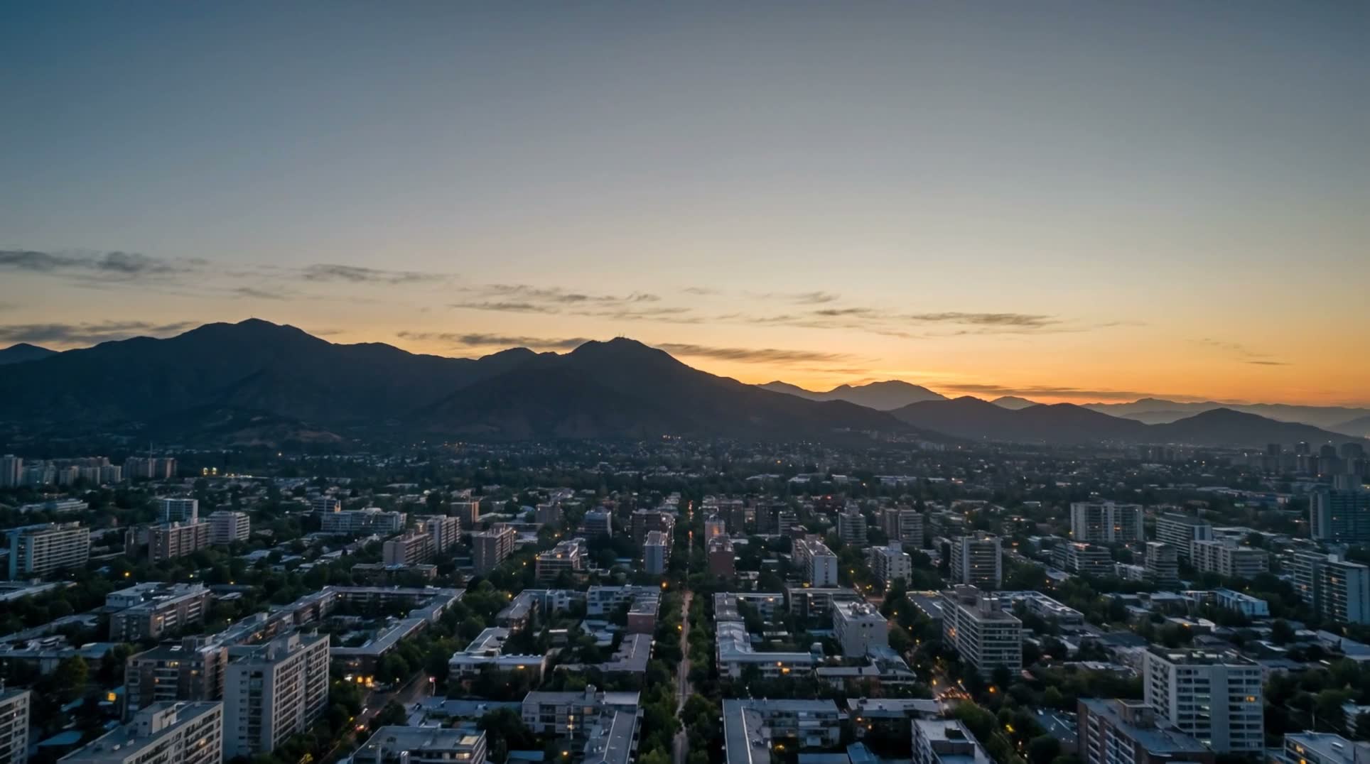 Amanecer sobre Santiago de Chile